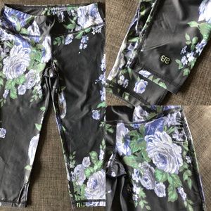 AlbionFit crop floral leggings